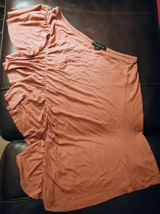 Forever 21 Rust Ruffle One-Shoulder Top - Picture 2 of 8